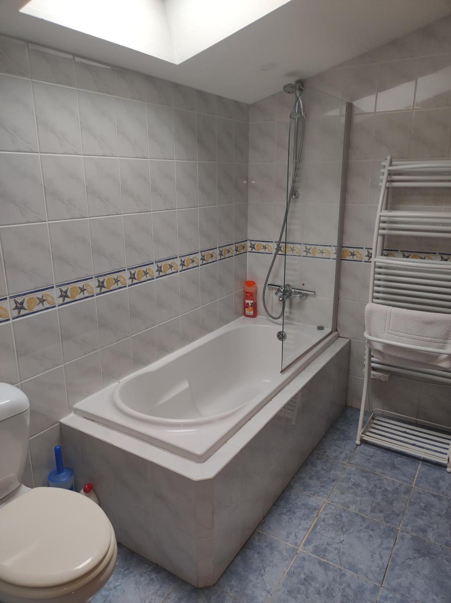 Douce France 82 Bed & Breakfast Saint-Nicolas-de-la-Grave Exterior photo