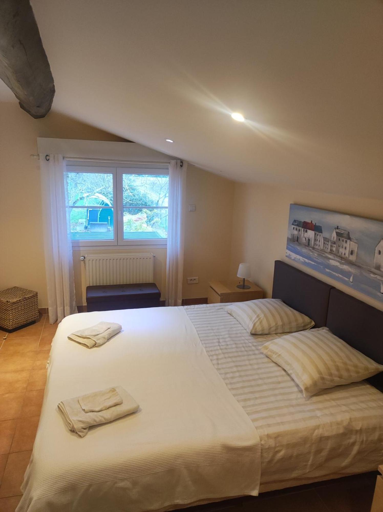 Douce France 82 Bed & Breakfast Saint-Nicolas-de-la-Grave Exterior photo
