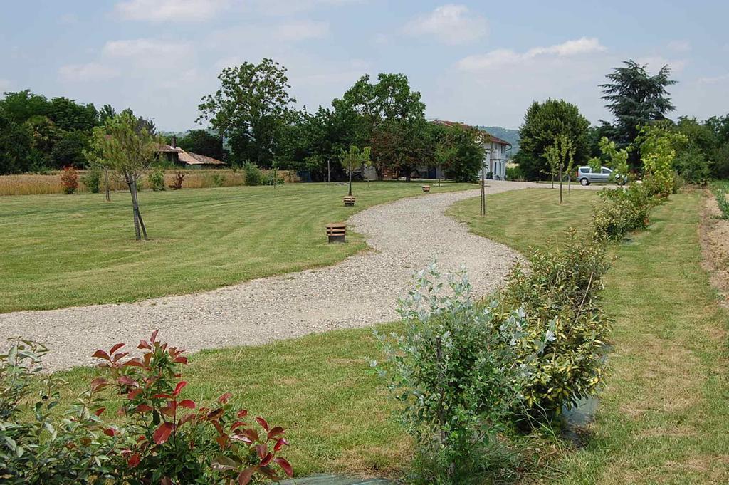 Douce France 82 Bed & Breakfast Saint-Nicolas-de-la-Grave Exterior photo